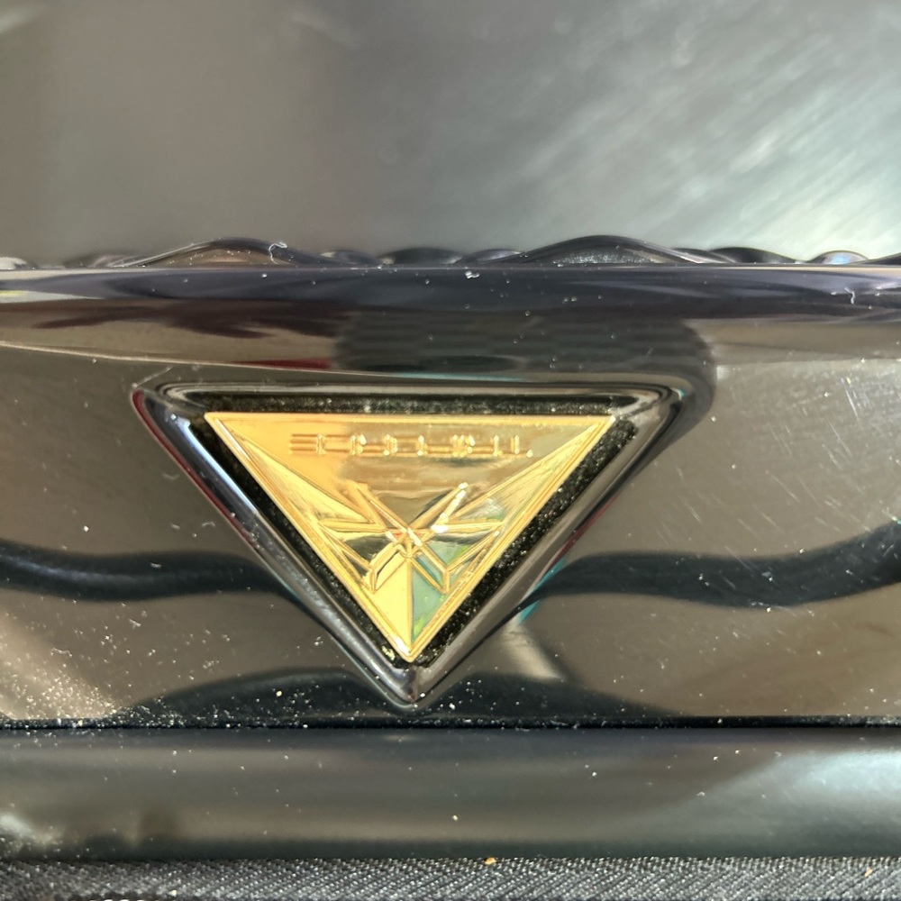 TRIFORCE COSMETIC TRAIN CASE